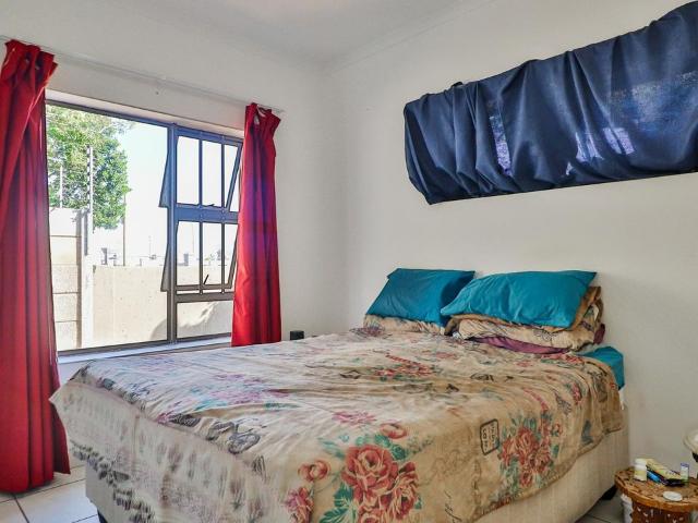 2 Bedroom townhouse freehold for sale in Dana Bay, Mossel Bay