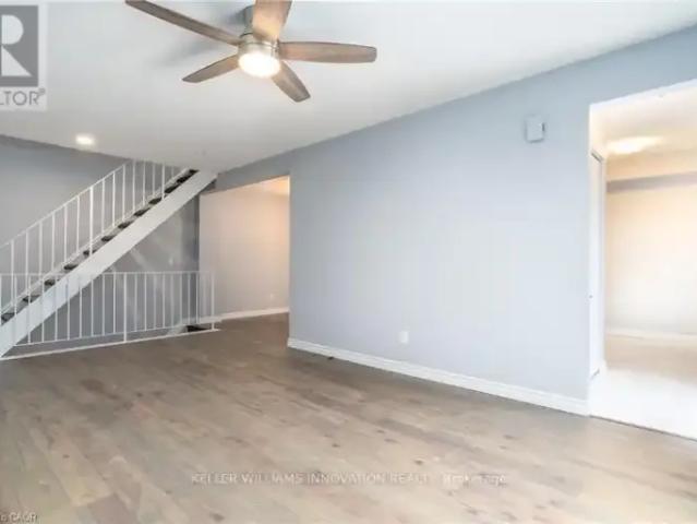 2 Bedroom Townhouse Guelph ON 101016700