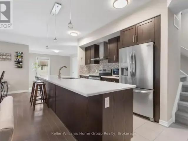 2 Bedroom Townhouse Guelph ON 105135722