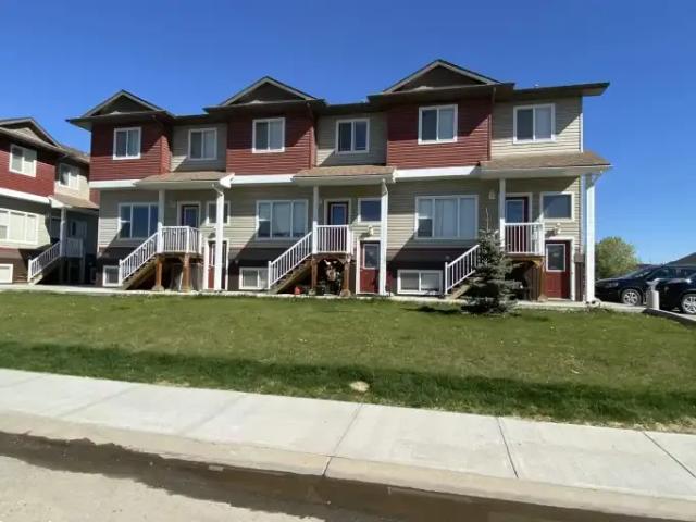 2 Bedroom Townhouse Grande Prairie AB 103739401
