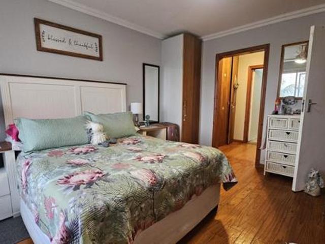 2 Bedroom Townhouse in Manaba Beach