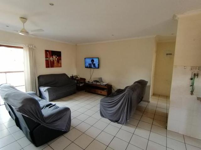 2 Bedroom Townhouse in Margate