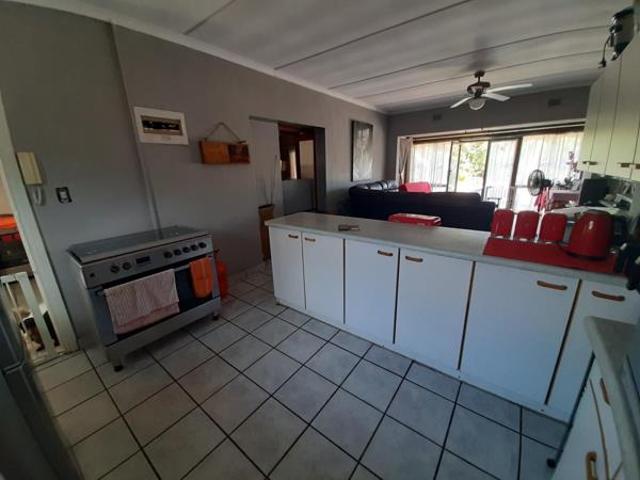 2 Bedroom Townhouse in Margate