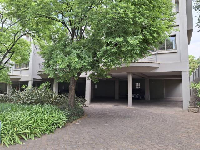 2 Bedroom Townhouse in Melrose