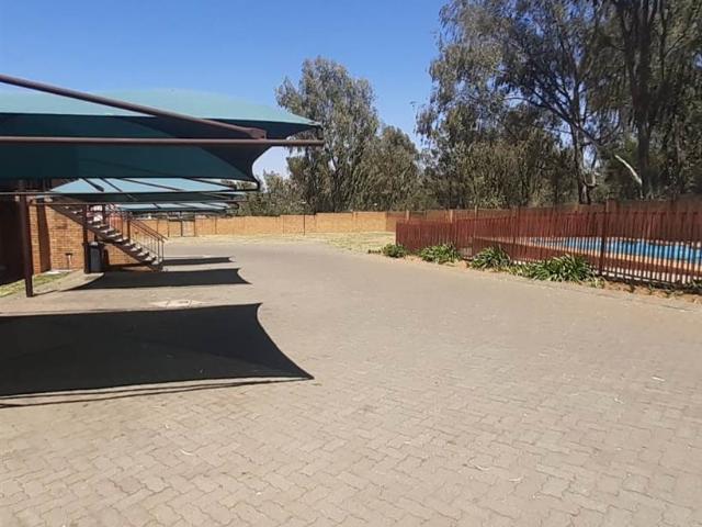 2 Bedroom Townhouse in Meredale