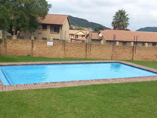 2 Bedroom Townhouse in Meredale