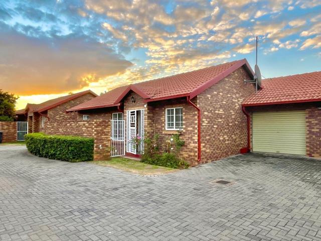 2 Bedroom Townhouse in Meyerspark