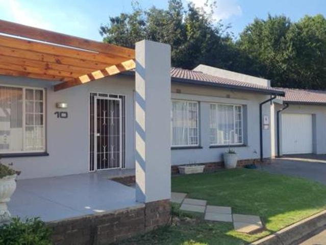 2 Bedroom Townhouse in Meyerton Central