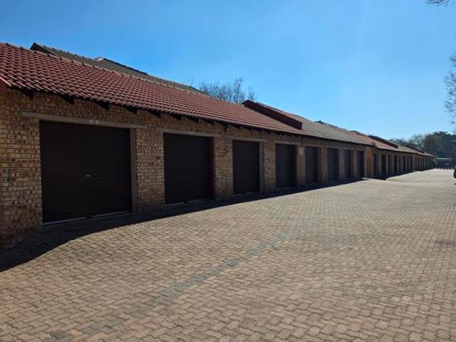 2 Bedroom Townhouse in Meyerton Central