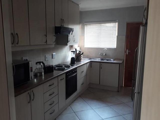 2 Bedroom Townhouse in Middelburg South