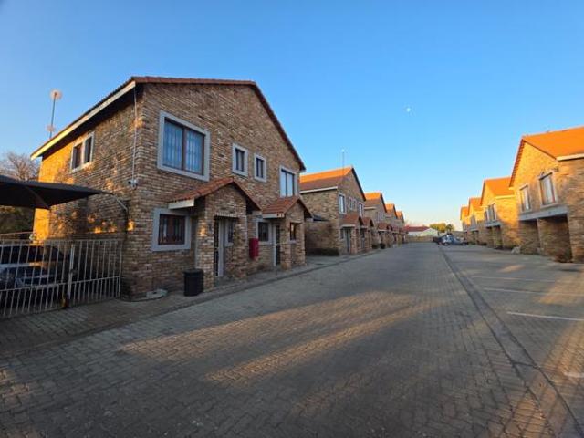 2 Bedroom Townhouse in Miederpark