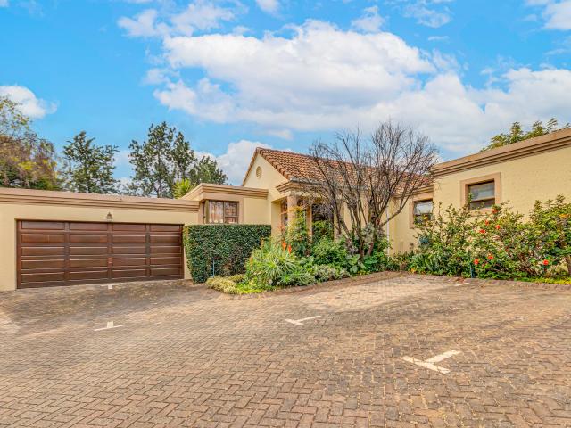2 Bedroom Townhouse in Mill Hill