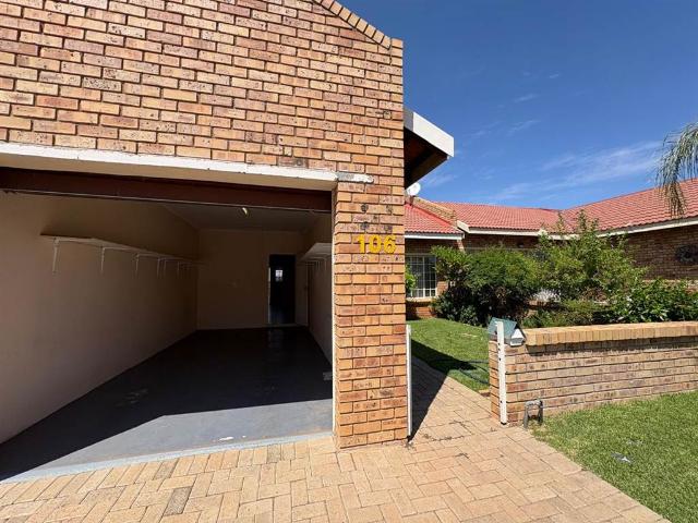 2 Bedroom Townhouse in Minerva Gardens