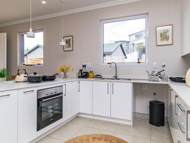 2 Bedroom Townhouse in Modderfontein
