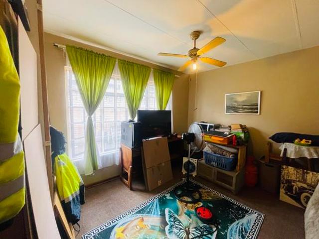 2 Bedroom Townhouse in Modelpark