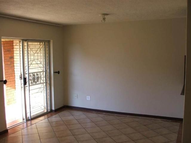 2 Bedroom Townhouse in Mooikloof Estate