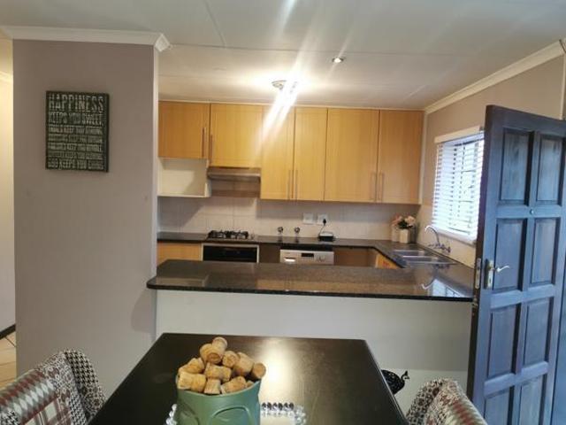 2 Bedroom Townhouse in Monavoni