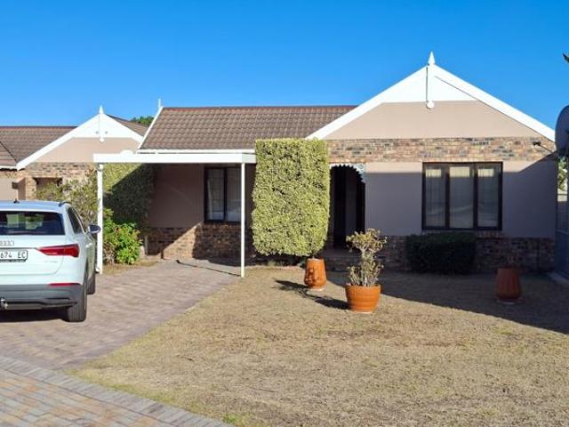 2 Bedroom Townhouse in Morningside