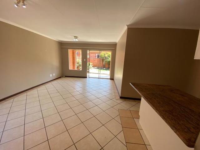 2 Bedroom Townhouse in Moreleta Park