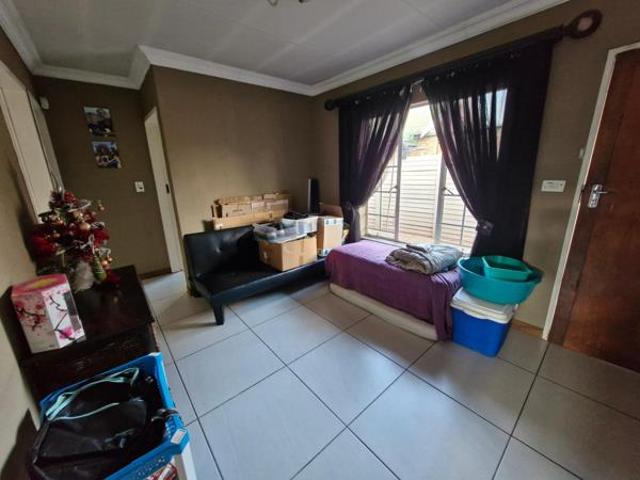 2 Bedroom Townhouse in Moreleta Park