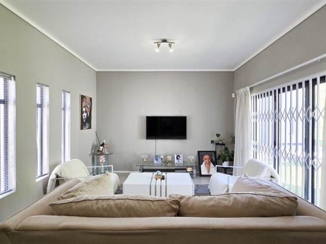 2 Bedroom Townhouse in Nahoon