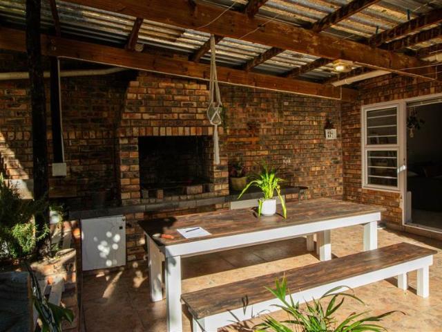 2 Bedroom Townhouse in Nahoon Valley Park
