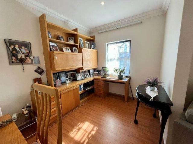 2 Bedroom Townhouse in Newmarket Park