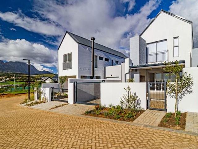 2 Bedroom Townhouse in Newinbosch