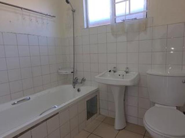 2 Bedroom Townhouse in Nimrod Park
