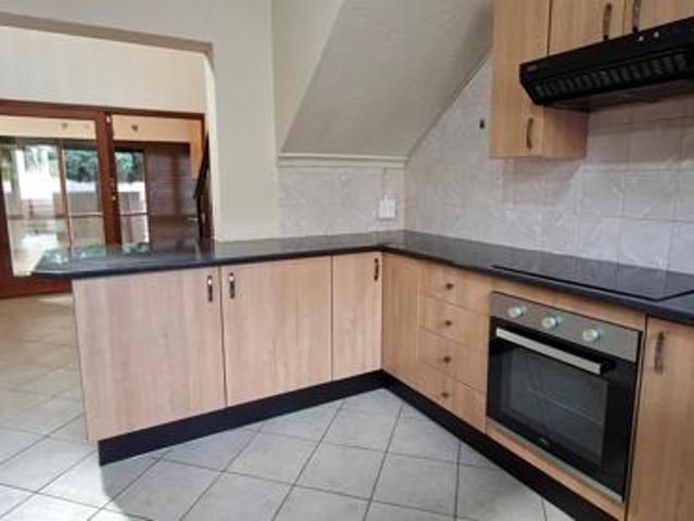 2 Bedroom Townhouse in Noordheuwel
