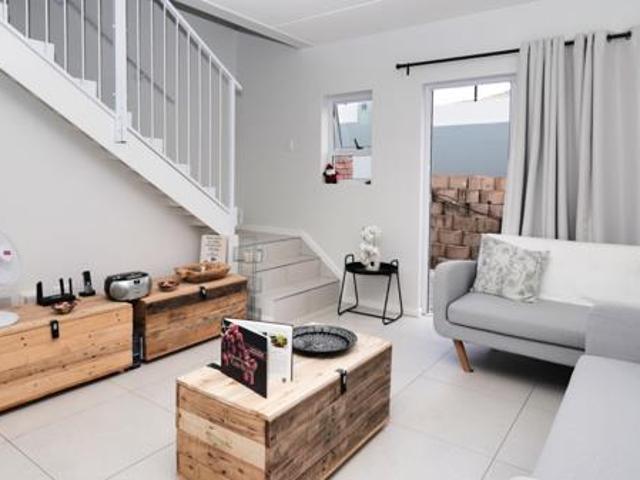 2 Bedroom Townhouse in Northern Paarl