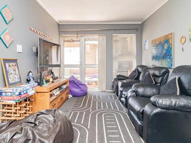 2 Bedroom Townhouse in Oak Glen