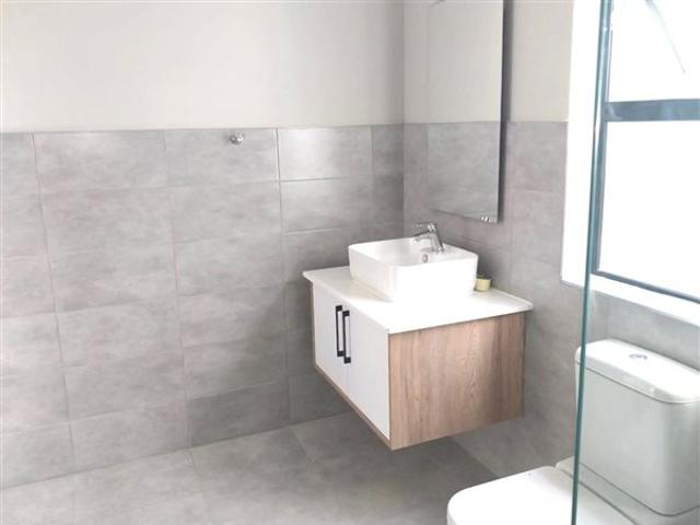2 Bedroom Townhouse in Olympus