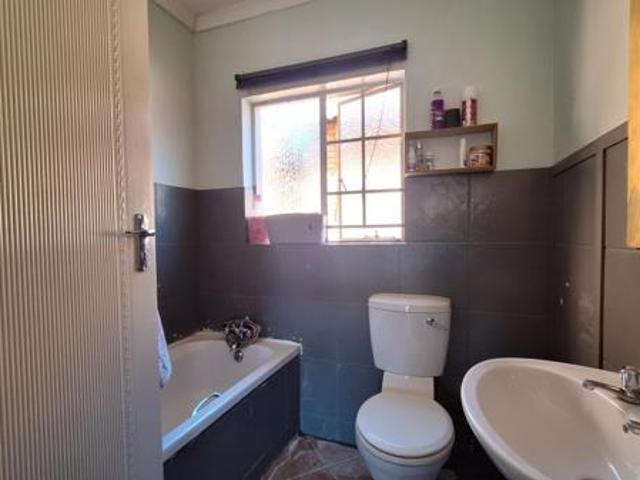 2 Bedroom Townhouse in Aerorand