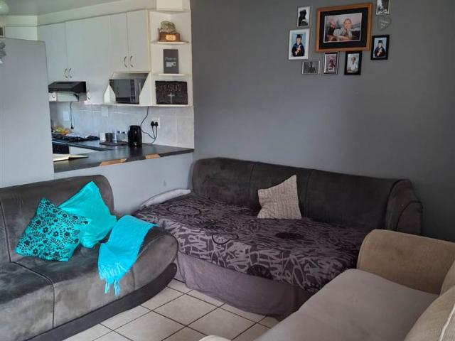 2 Bedroom Townhouse in Algoa Park