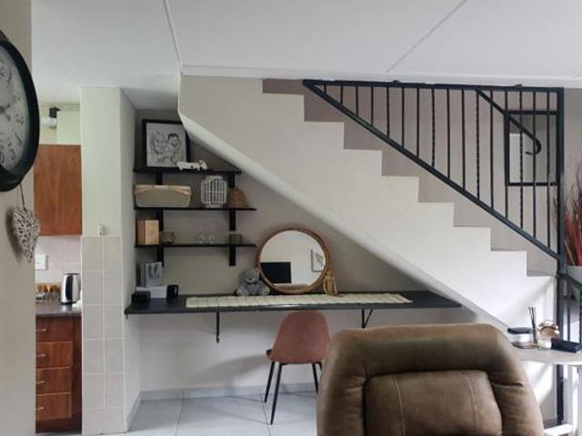 2 Bedroom Townhouse in Allens Nek