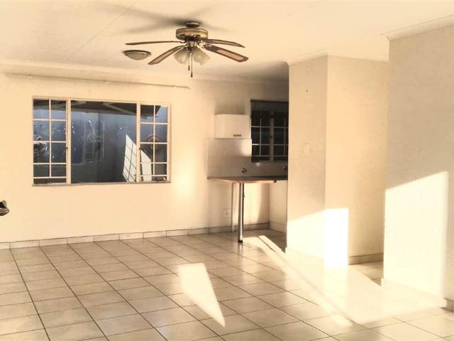 2 Bedroom Townhouse in Allens Nek