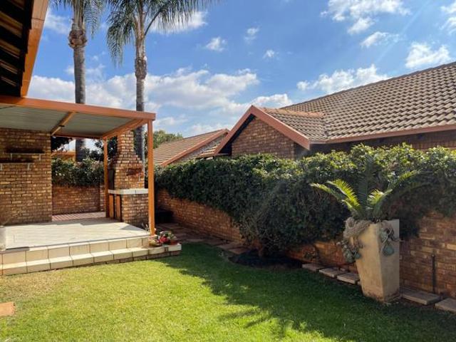 2 Bedroom Townhouse in Amberfield