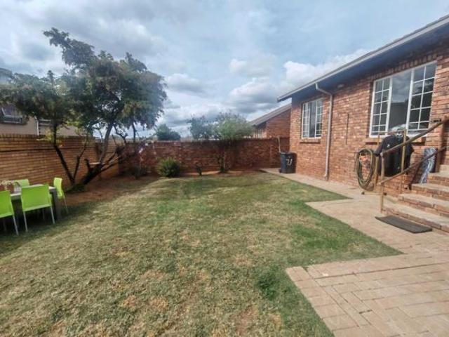 2 Bedroom Townhouse in Amberfield Heights