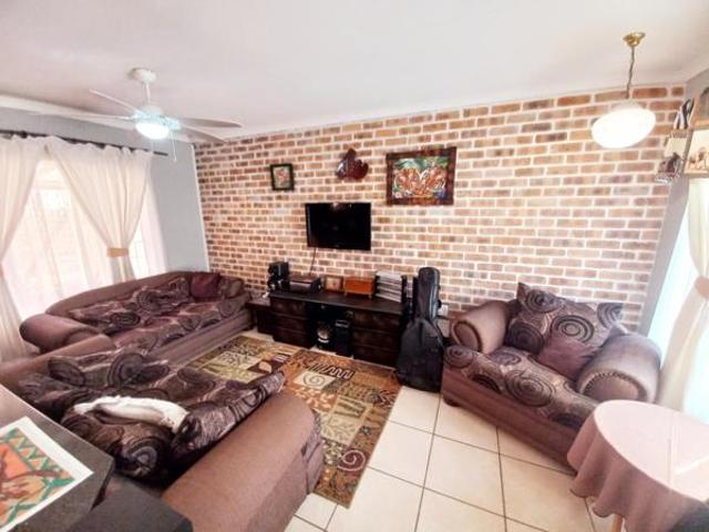 2 Bedroom Townhouse in Annadale