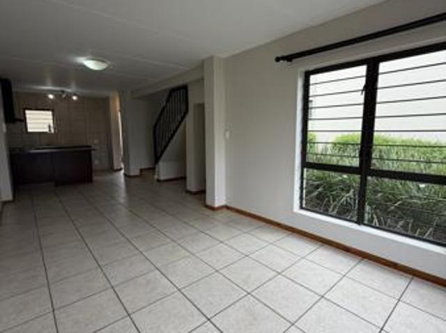 2 Bedroom Townhouse in Burgundy Estate