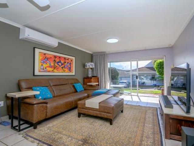 2 Bedroom Townhouse in Ballito Central