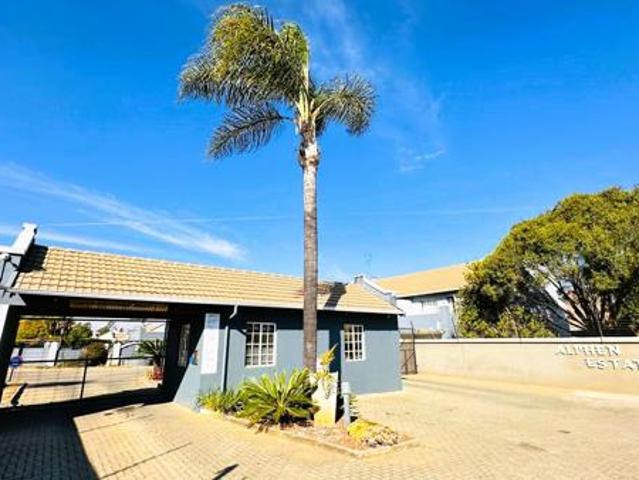 2 Bedroom Townhouse in Bartlett