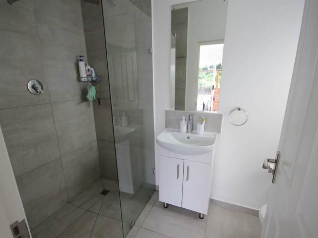 2 Bedroom Townhouse in Beacon Bay