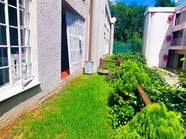 2 Bedroom Townhouse in Bedfordview