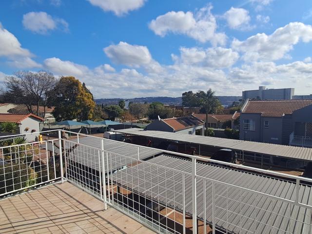 2 Bedroom Townhouse in Bedford Gardens