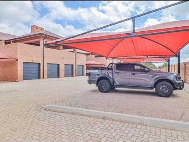 2 Bedroom Townhouse in Benoni AH