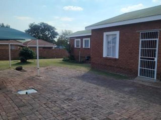 2 Bedroom Townhouse in Bendor