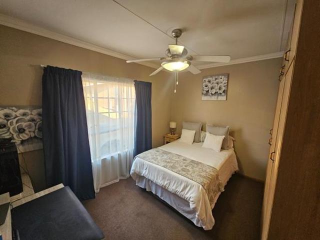 2 Bedroom Townhouse in Bendor