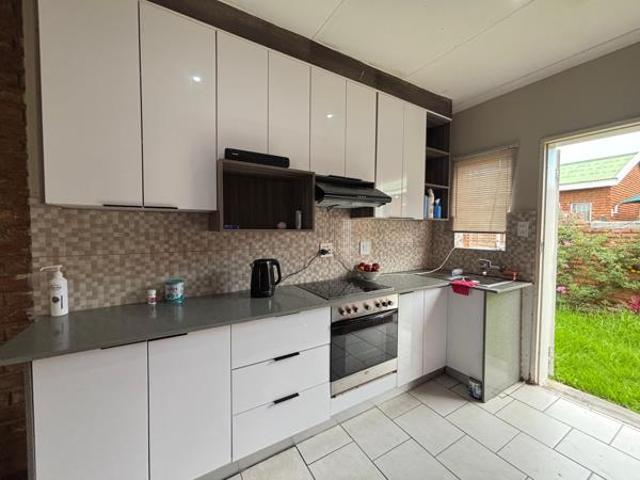 2 Bedroom Townhouse in Bendor